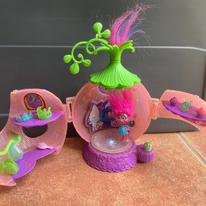 Trolls Movie DreamWorks Troll House Poppy's Coronation Pod